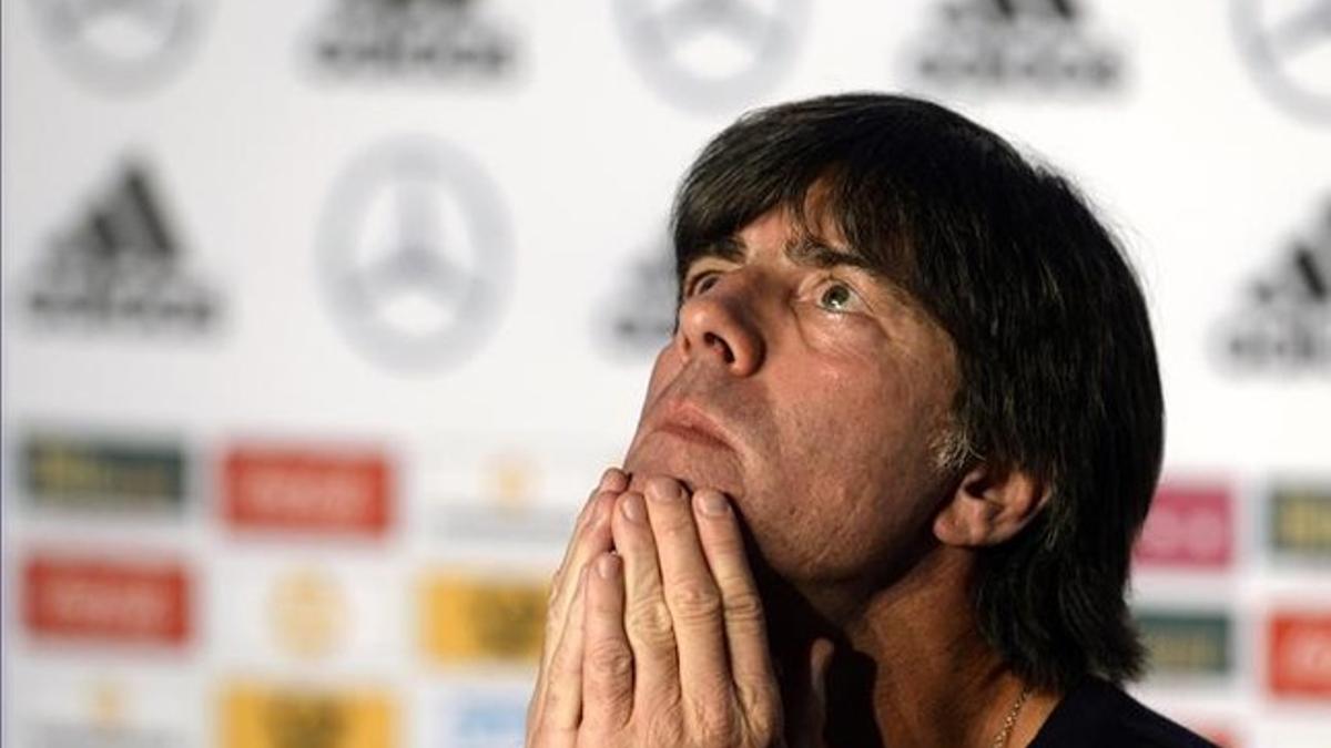 Joachim Löw jugó en los clubs donde presuntamente hubo doping