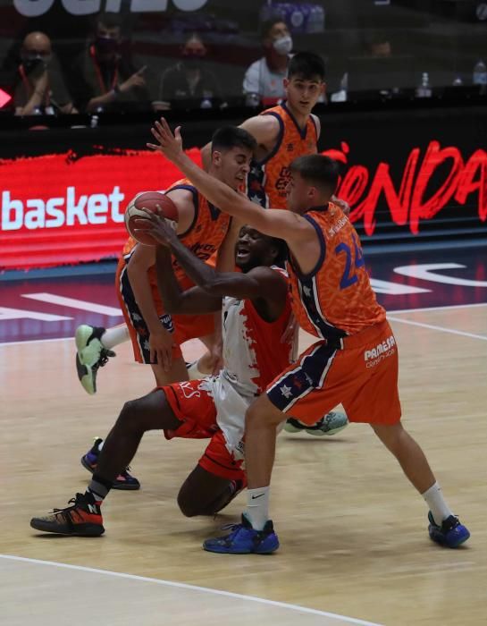 Tercer partido filial Valencia Basket ascenso a LEB plata