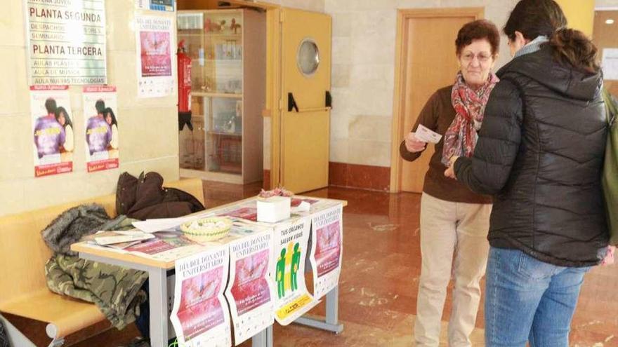 Escuela de Magisterio de Zamora: Donantes en las aulas