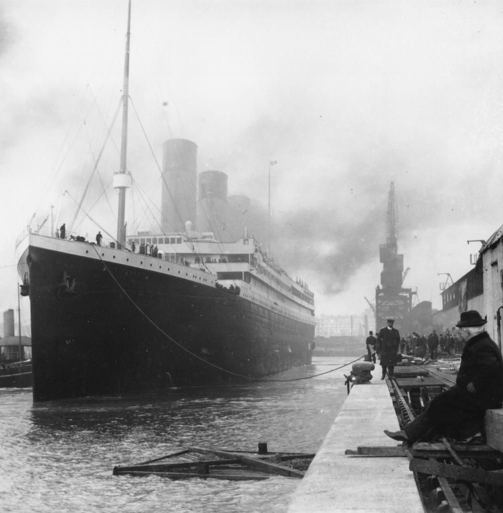 El Titanic en el puerto de Southampton, antes de su viaje inaugural entre la ciudad inglesa y Nueva York.