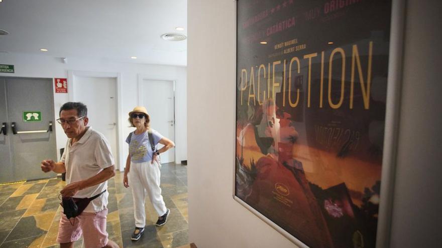El públic del Truffaut es deixa seduir per Albert Serra i «Pacifiction»