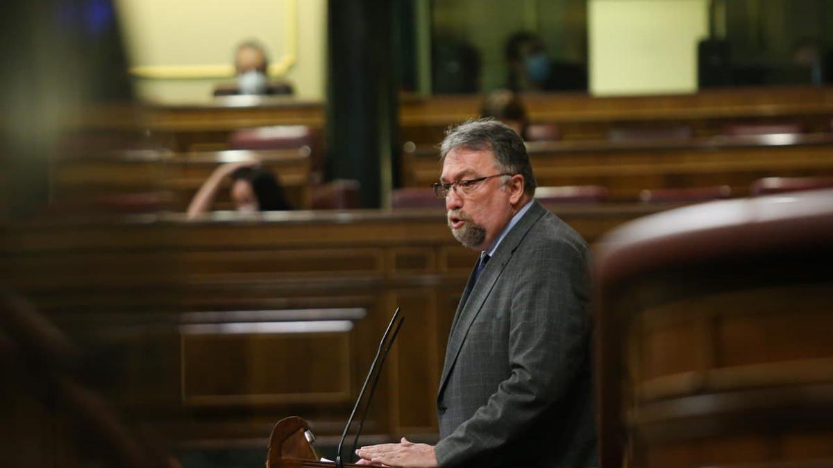 El diputado gijonés Isidro Martínez Oblanca, durante su intervención.