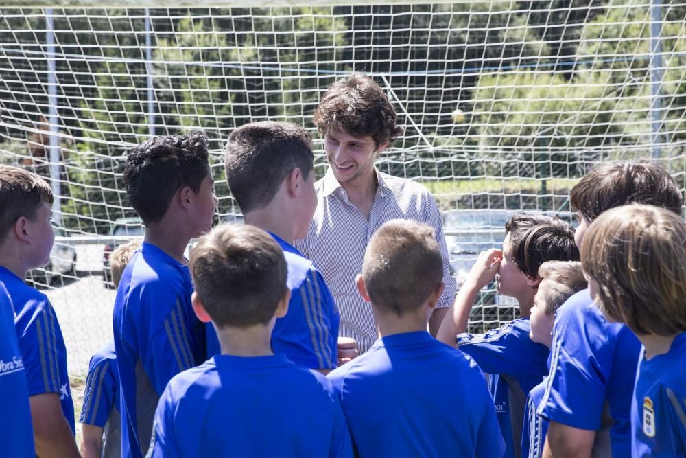 Presentación de Diego Fabbrini con el Real Oviedo