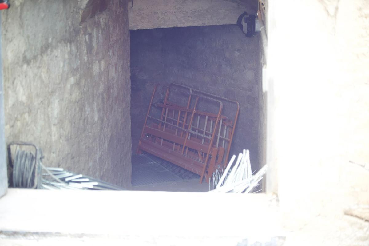 Detalle del material en el interior del refugio