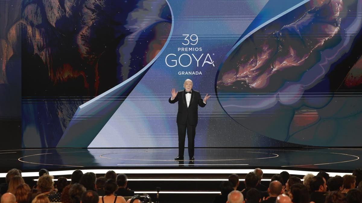 El presidente de la Academia de Cine, Fernando Méndez-Leite, en la gala de los Goya de Granada.
