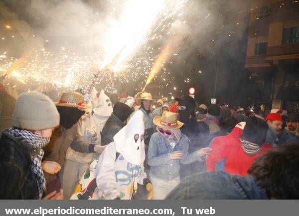 GALERÍA DE FOTOS - La ‘Nit màgica’ llena de pólvora y fuego la capital