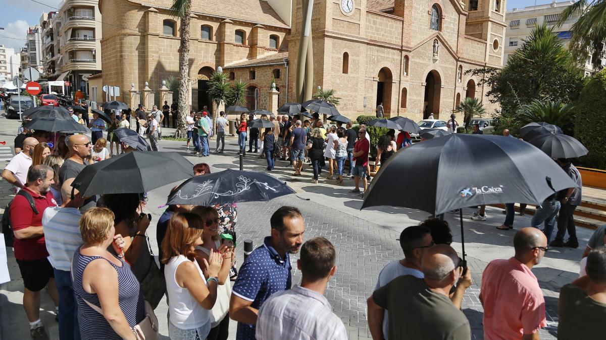 Protesta de los funcionarios en 2018 por la negativa de la intervención municipal a pagar la productividad a los funcionarios si no se evaluaba su rendimiento