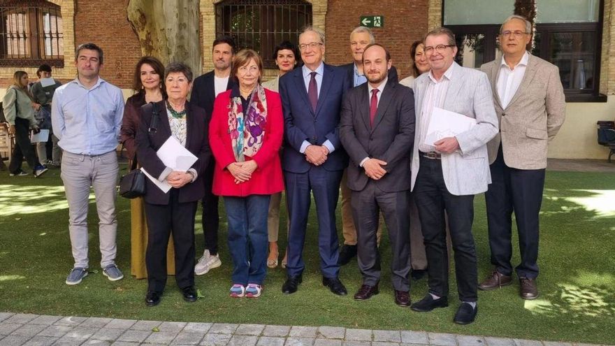 Foto de familia de los asistentes a la presentación del curso, en las instalaciones madrileñas de la Universidad Nebrija, el pasado mes de mayo. |