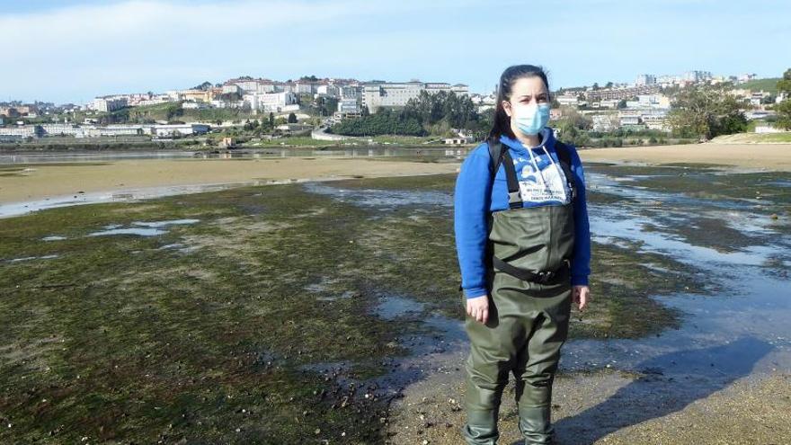 Pradera marina en Santa Cristina y la oceanógrafa Verónica López