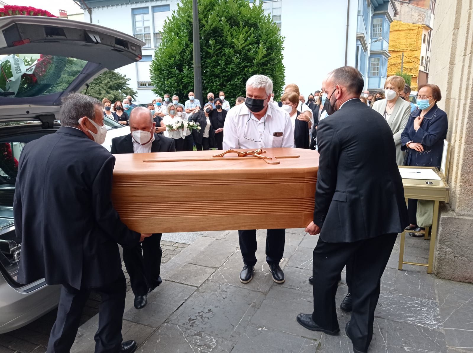 Funeral de Ángel Vázquez, presidente de los Amigos de la Música de Siero