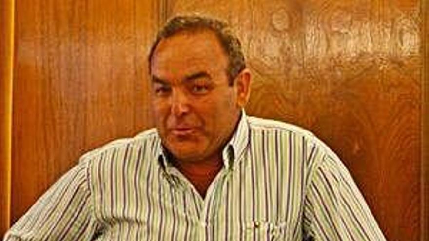 El alcalde de Morales de Toro, Luis Segovia.