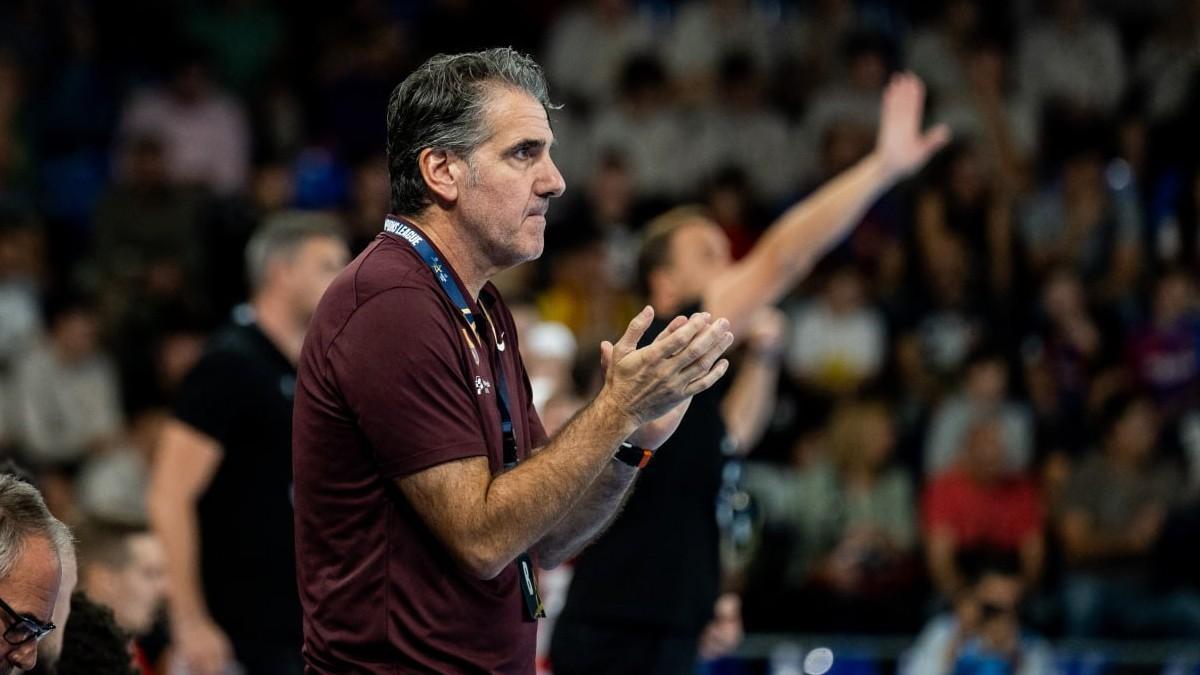 Carlos Ortega, durante un partido