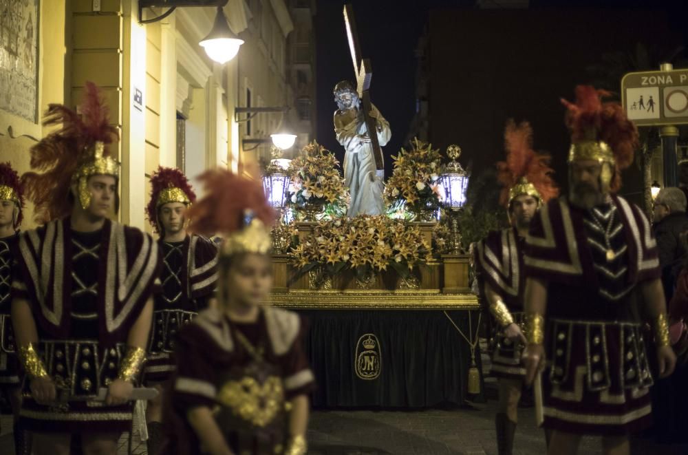 Procesión de la Real Hermandad de Jesús con la Cruz y Cristo Resucitado