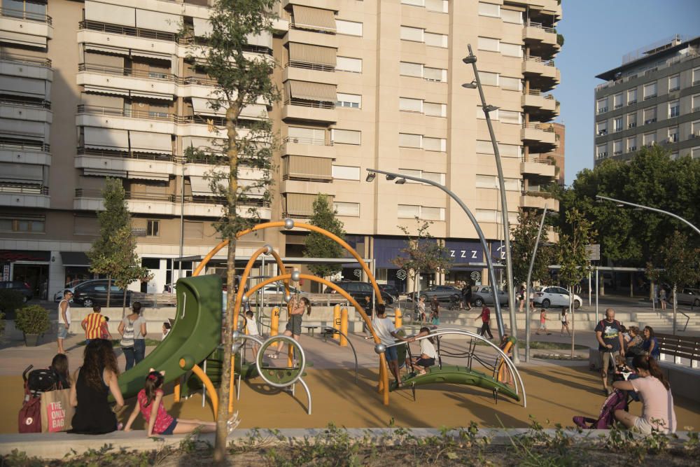 Manresa comença a fer-se seva la nova plaça Simeó Selga