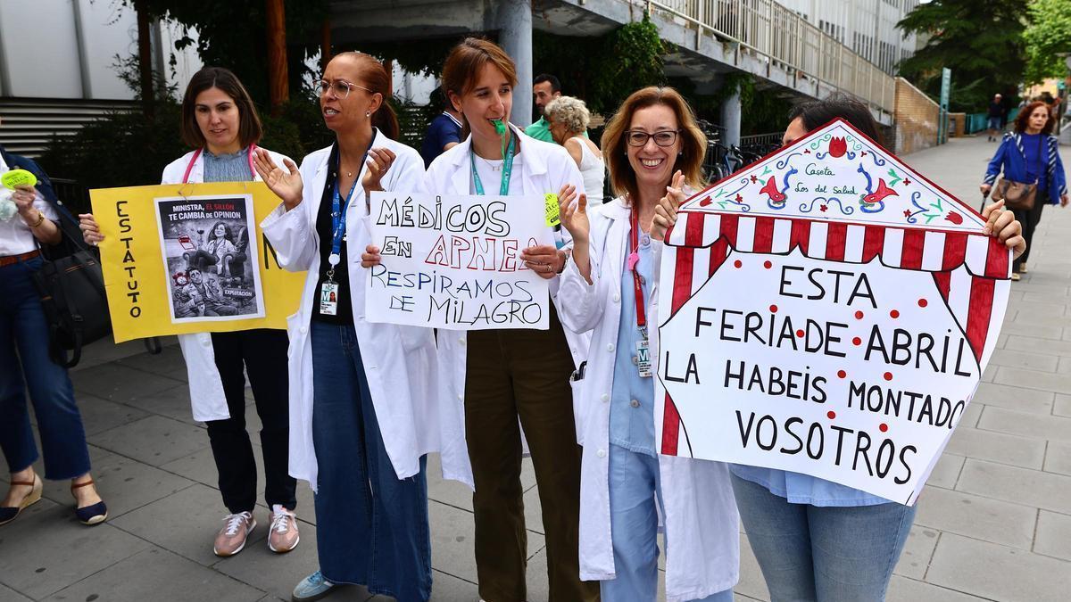 Avanza la segunda semana de huelga médica en Aragón.