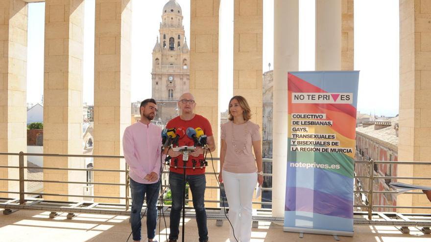 La presentación de los actos del Orgullo 2017 tuvo lugar ayer en el edificio Moneo del Ayuntamiento.