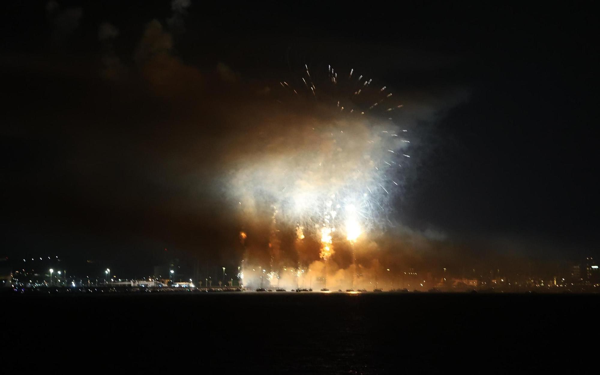 Así ha sido la última sesión de fuegos artificiales de las Hogueras de Alicante