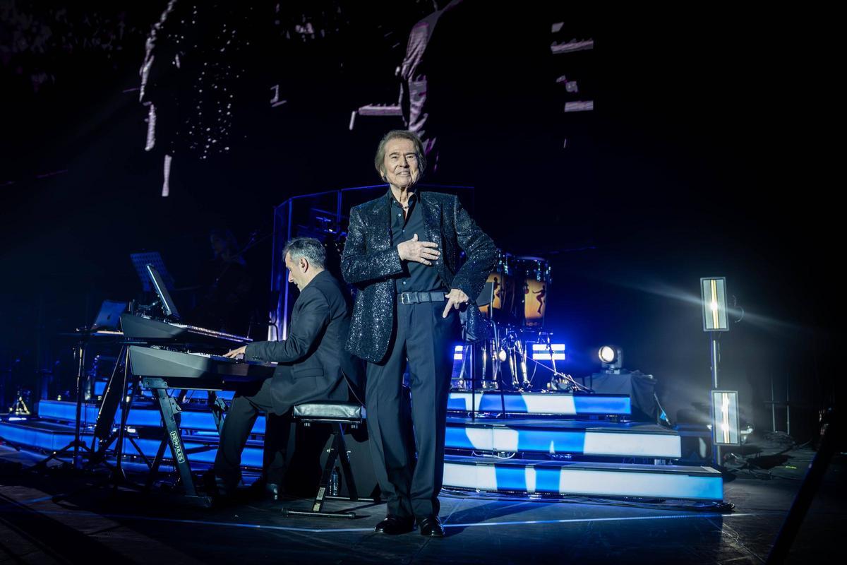 Concierto de Raphael en el Palau Sant Jordi