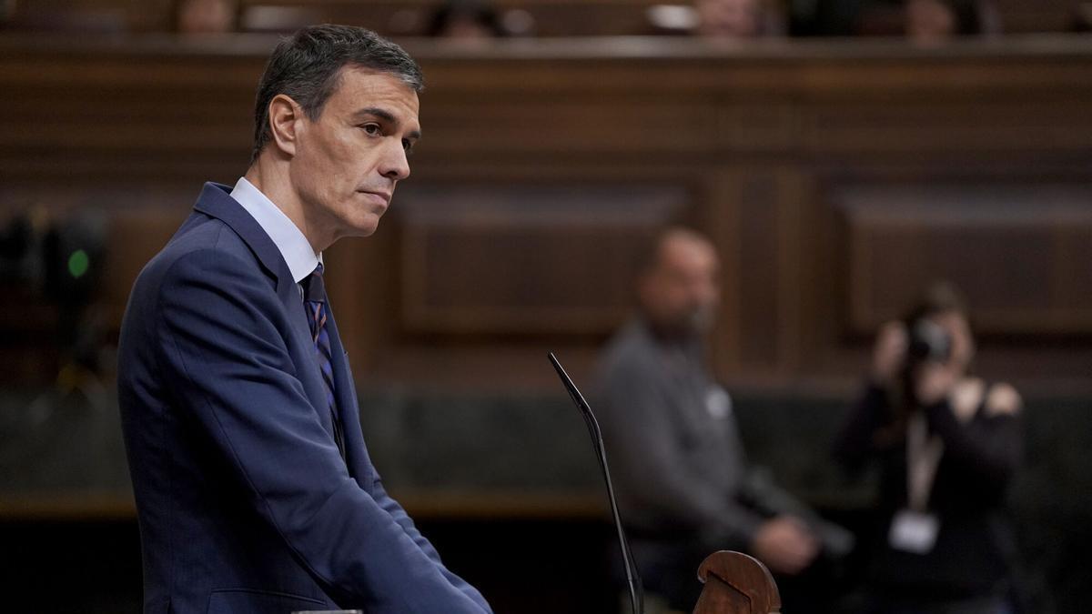 Sánchez cifra el coste de la guerra para España en 5.000 millones diarios y acusa a Feijóo: “Callar ante la guerra es complicidad”