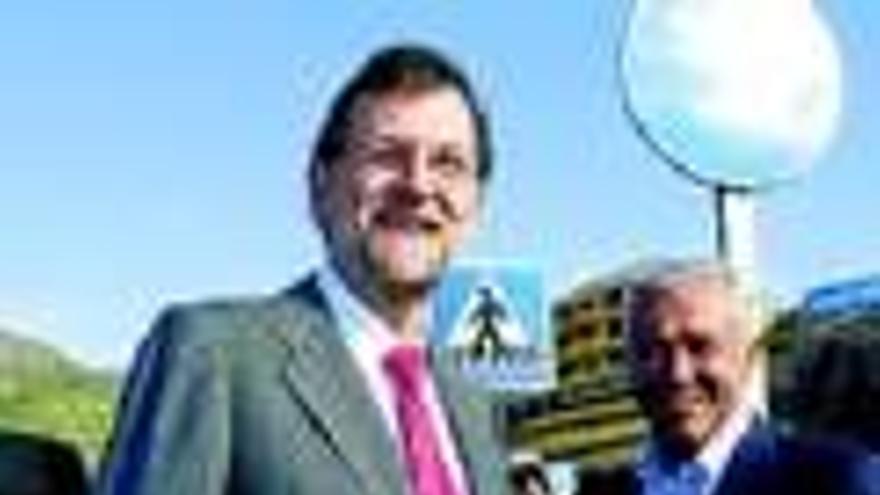 Rajoy tacha la trama de &quot;burla&quot;