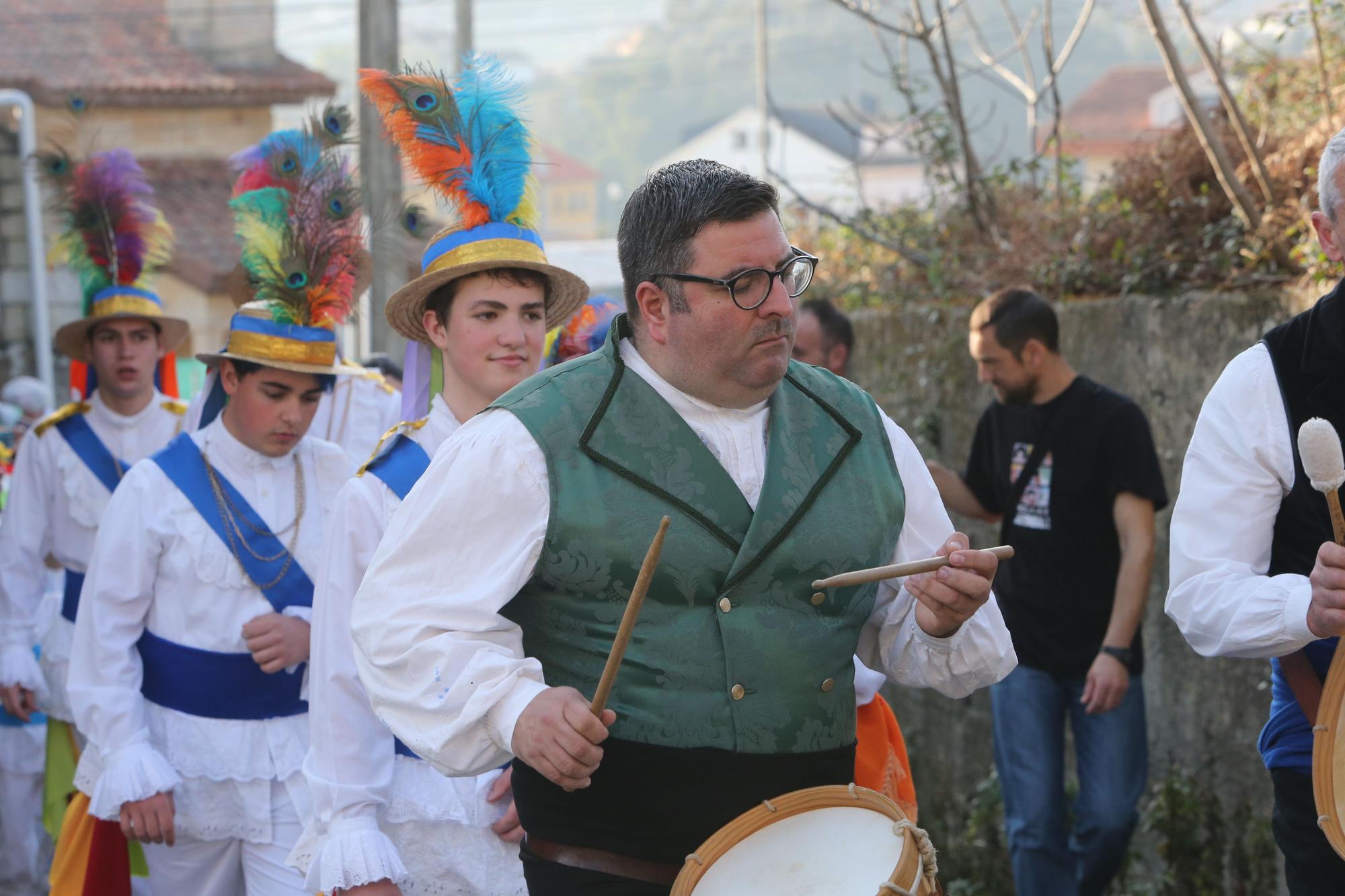 Las damas y galanes copan la atención en Meira