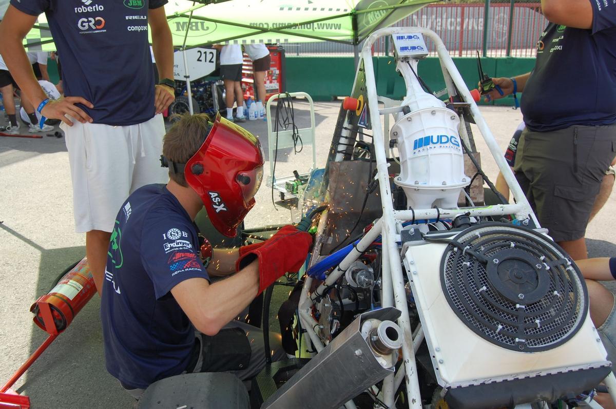 Les imatges dels preparatius del UdG Racing Team