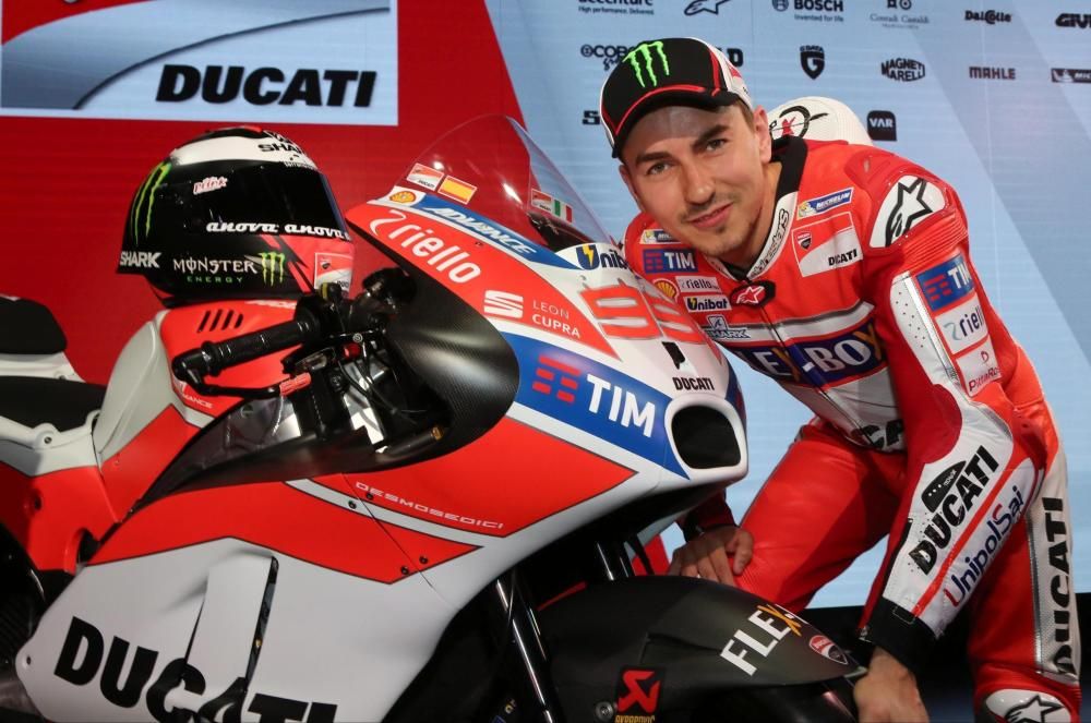 Jorge Lorenzo ya luce los colores de Ducati