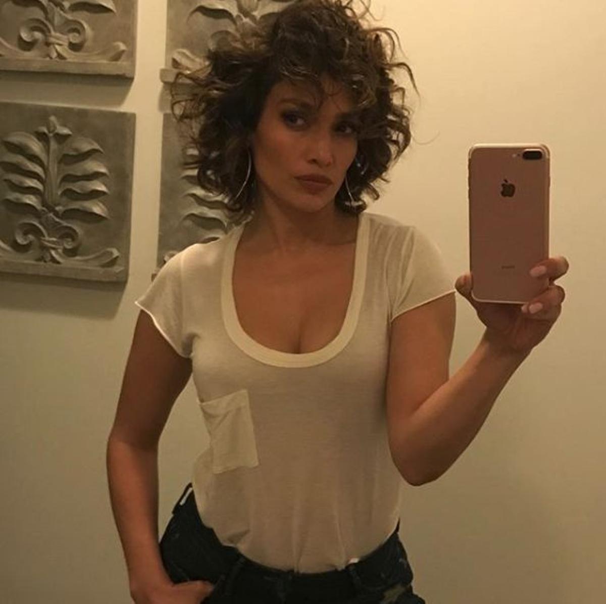 Cortes pelo rizado: Jennifer Lopez