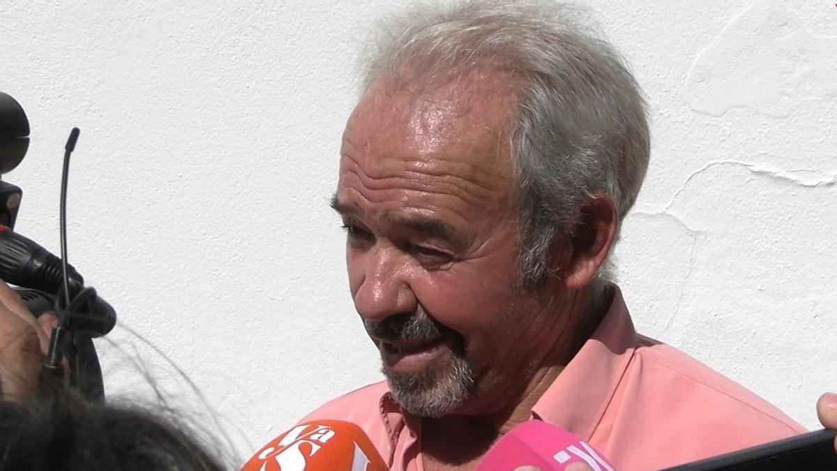 Lolo es el causante de todo lo que ha pasado y se quiere escapar