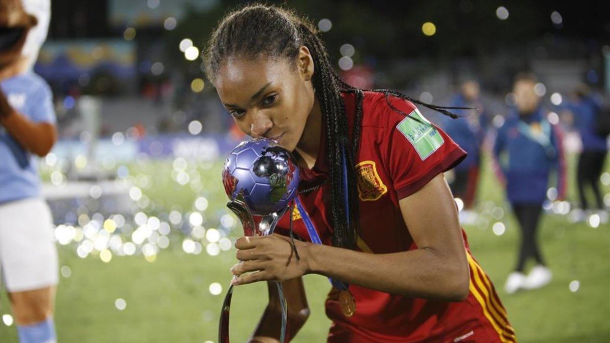 Salma Paralluelo, tras la conquista del Mundial sub-17