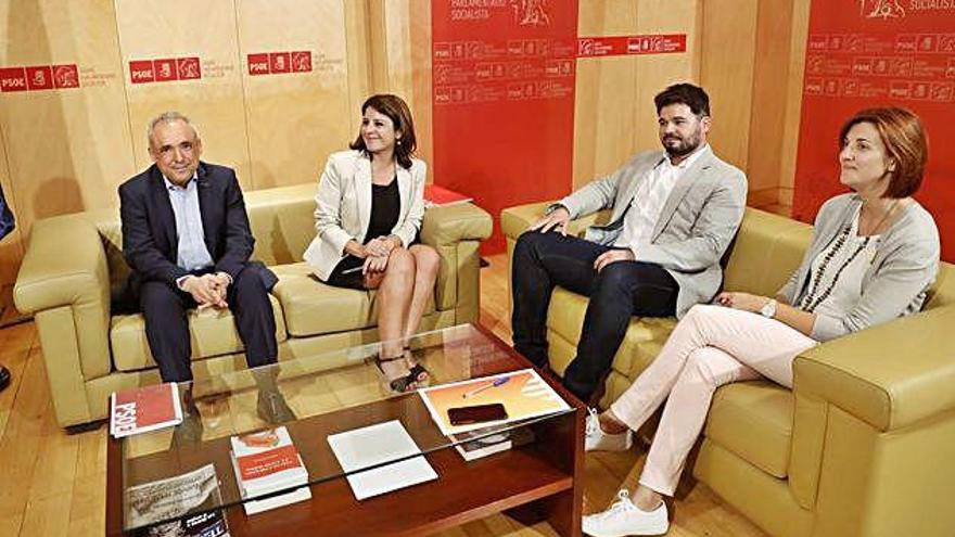 PSOE i ERC es van reunir ahir per acostar postures per a la investidura de Sánchez.