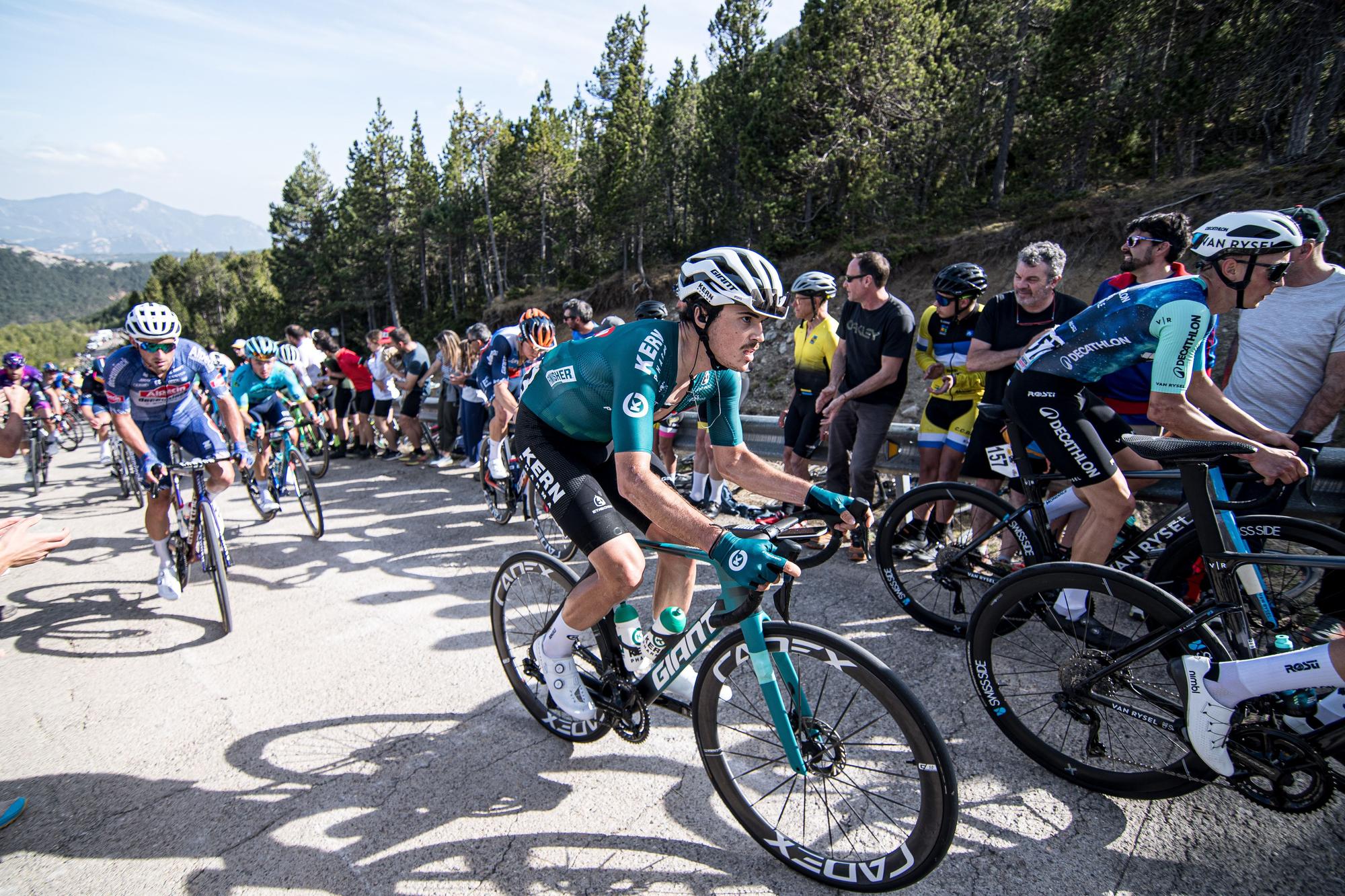 COLL DE PRADELL . LA VOLTA CATALUNYA . ETAPA 6 BERGA QUERALT