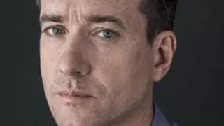 Matthew Macfadyen, de 'Succession' a 'La mujer miniatura': "Últimamente hay muchas historias sobre hombres que se sienten castrados"