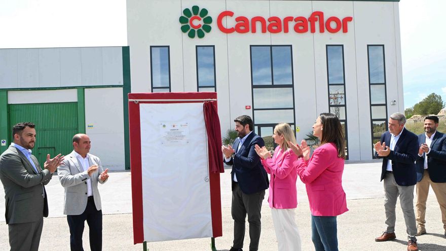 Las nuevas instalaciones de Canaraflor sitúan a la cooperativa &quot;a la vanguardia del sector&quot;