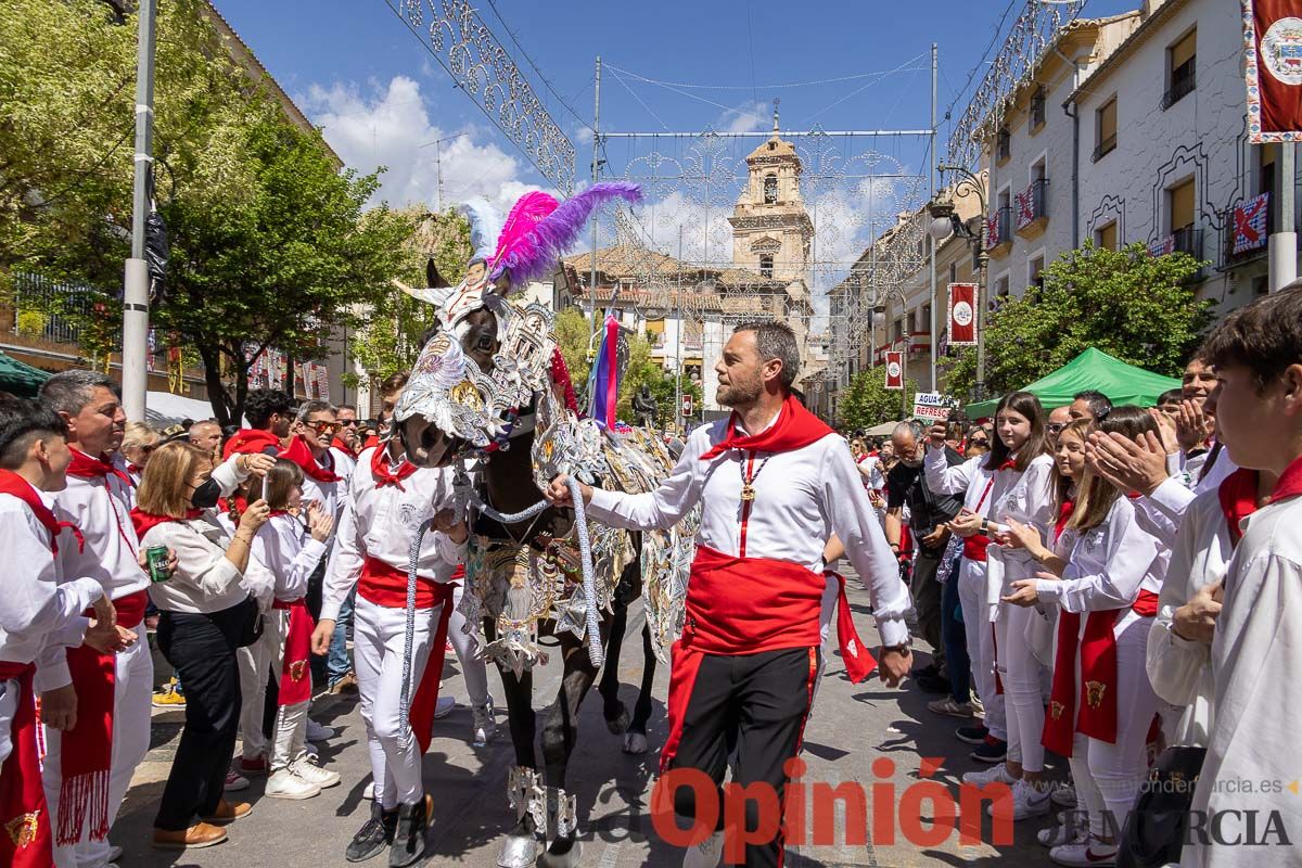 Recorrido Caballos del Vino día dos de mayo en Caravaca