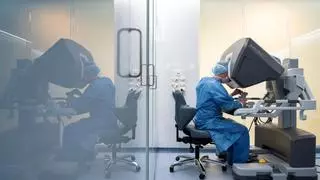 La cirugía robótica transforma intervenciones complejas en procedimientos más precisos y menos invasivos