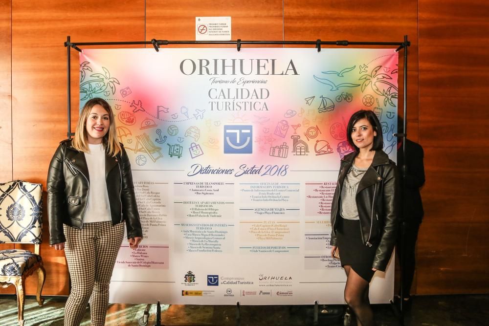 Orihuela entrega los distintivos de Calidad SICTED a sus empresas y servicios turísticos