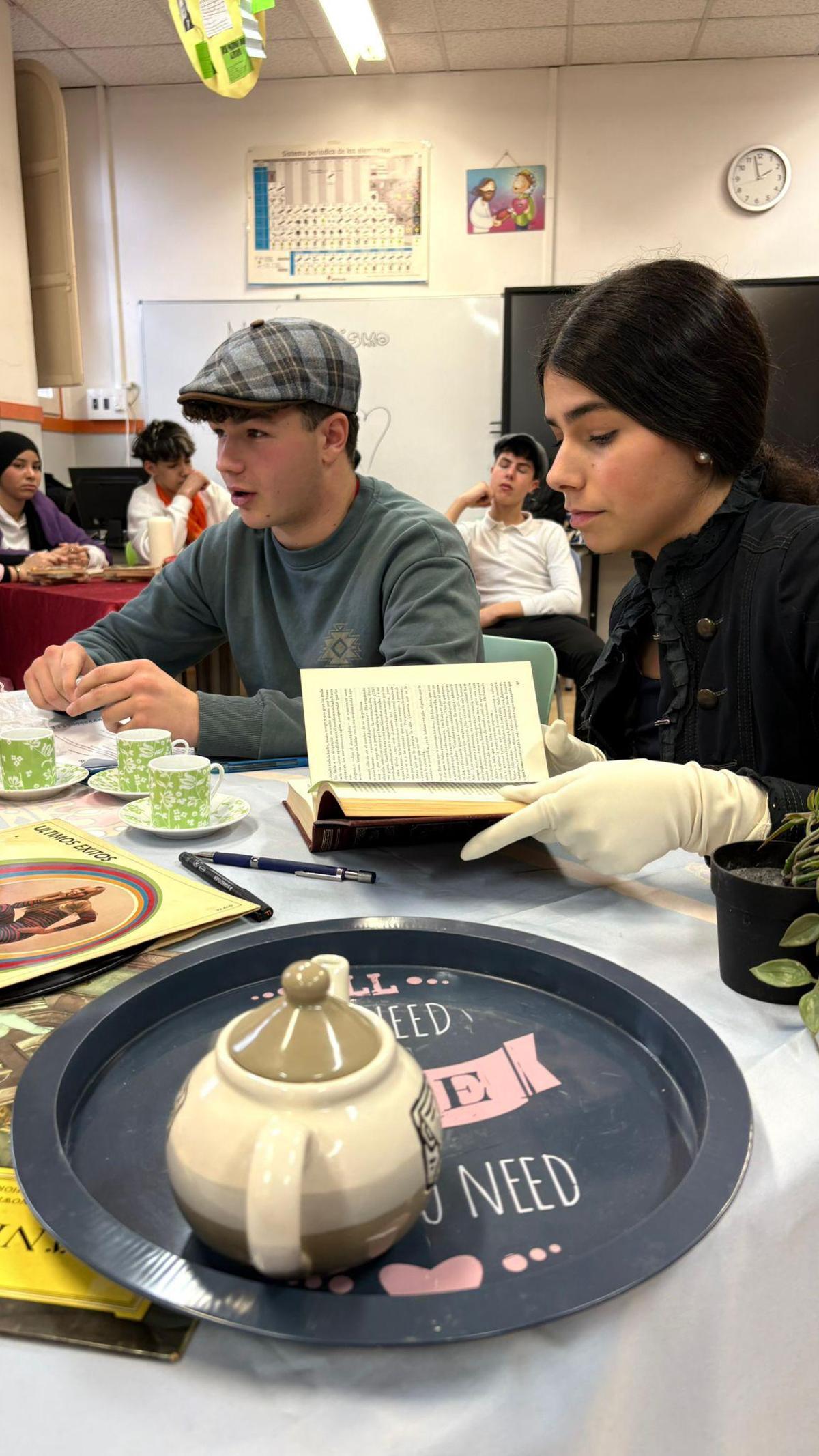 Voces del Modernismo y la Generación del 98 resuenan en las aulas del Colegio San José de Calasanz de Barbastro