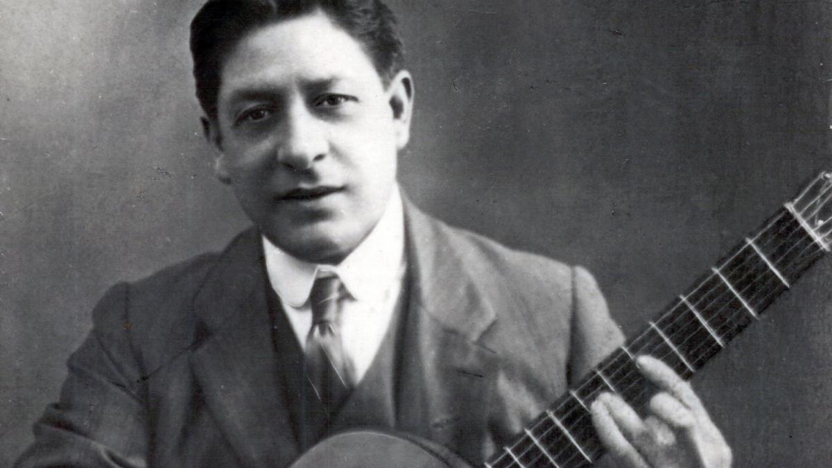 Miguel Borrull, guitarrista y objeto de una biograría de María Jesús Castro.
