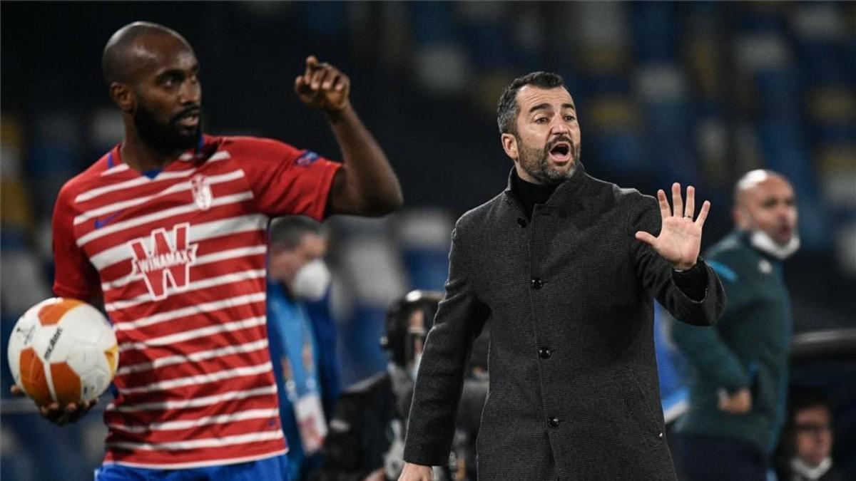 Diego Martínez, durante un partido del Granada.