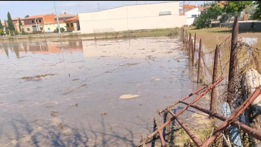 Una tromba de agua siembra el caos en La Bóveda: &quot;Ha sido un susto gordo&quot;