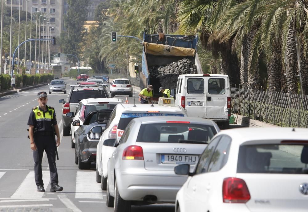 Trabajos de asfaltado en tramos de Mártires de la Libertad ha obligado a cortar un carril