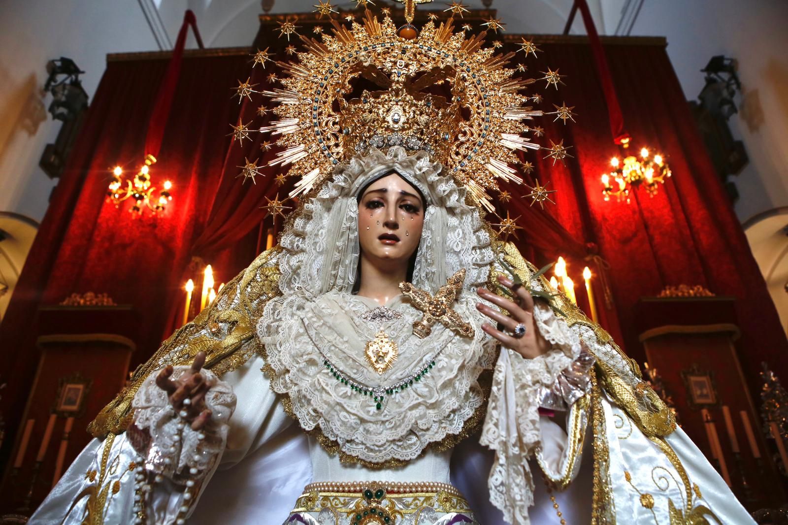 Veneración Virgen de la Paz