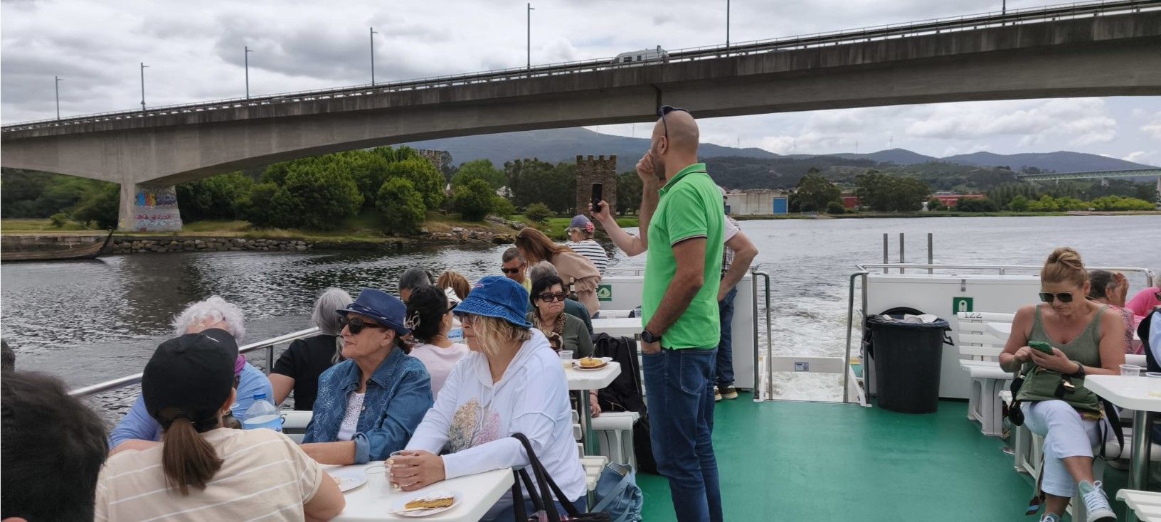 Los viajes impulsados por la mancomunidad se estrenaron con los vecinos de Vilagarcía.