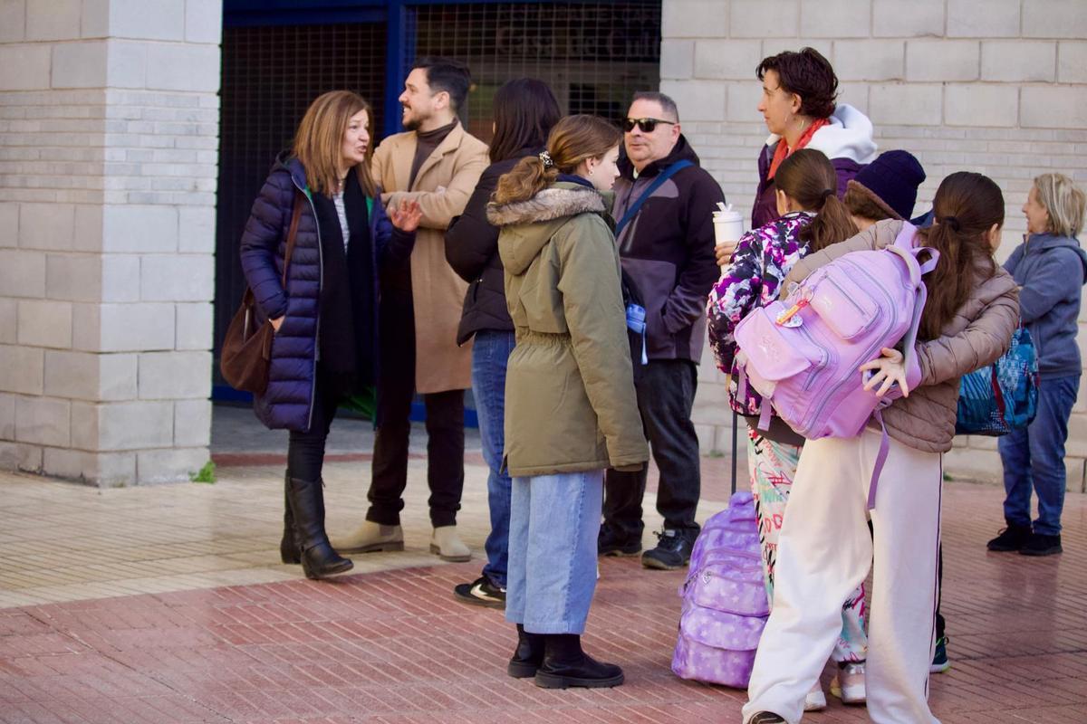 Primer día de clase en la Casa de Cultura de 150 alumnos del colegio Altamira de El Campello