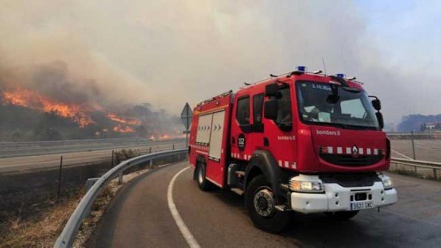 Un incendio en La Junquera hace saltar todas las alertas