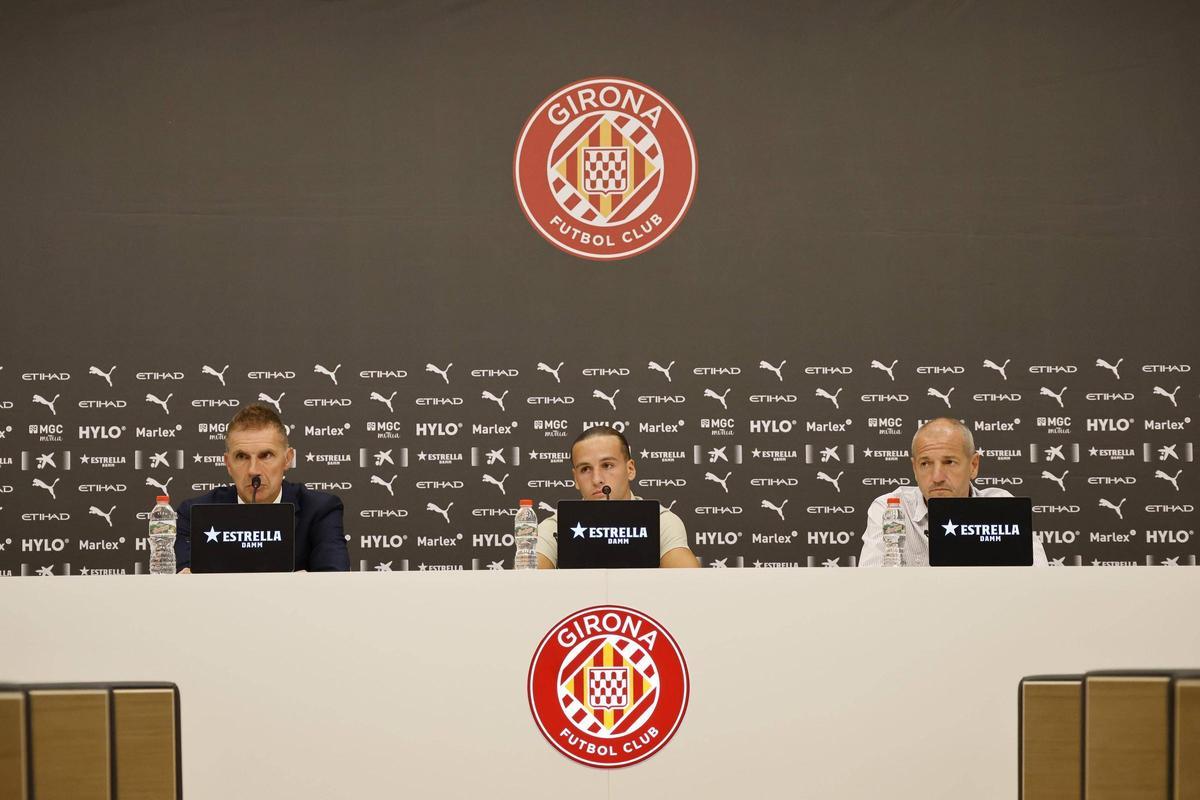 Les imatges de les presentacions dels nous jugadors del Girona FC Morante i Izan