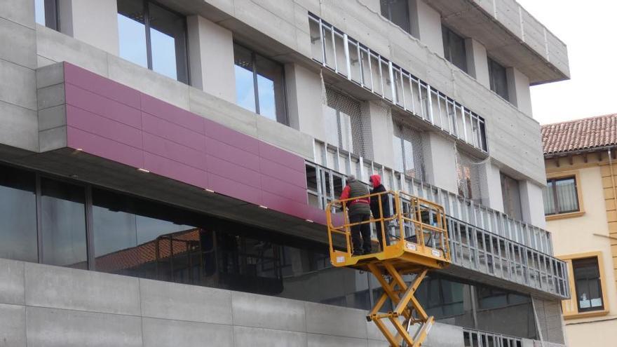 L&#039;Ajuntament de Ripoll es planteja «portar als tribunals» l&#039;arquitecte de la biblioteca