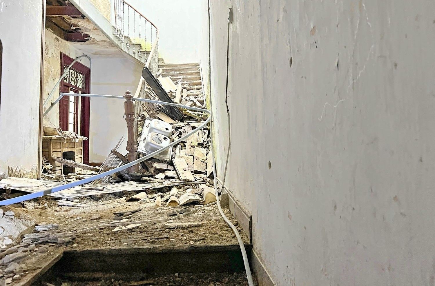 Así está el interior de la Sala Yago tras 20 años de abandono