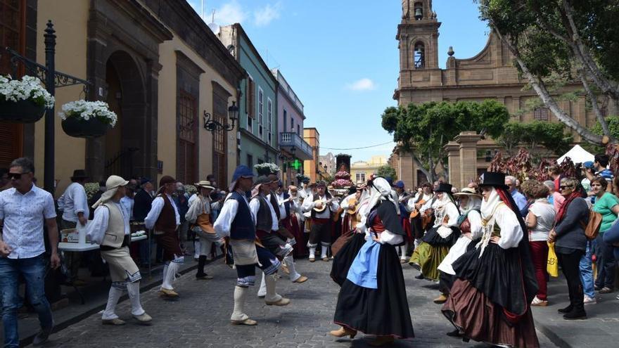 El folclore y el baile tradicional de toda Canarias se citarán en Teror